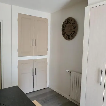 Avec Terrasse Apartment